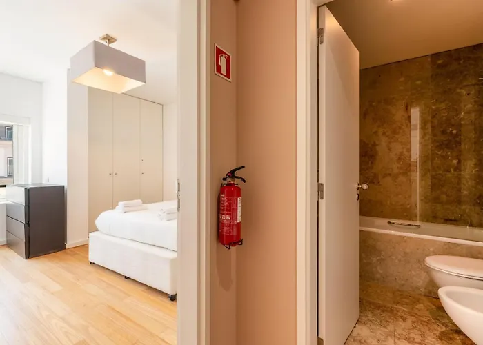 아파트 Guestready - A Premium In Chiado 리스본