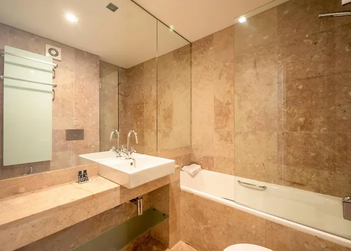 Guestready - A Premium In Chiado 아파트 *