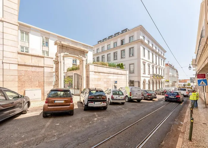 아파트 Guestready - A Premium In Chiado 리스본